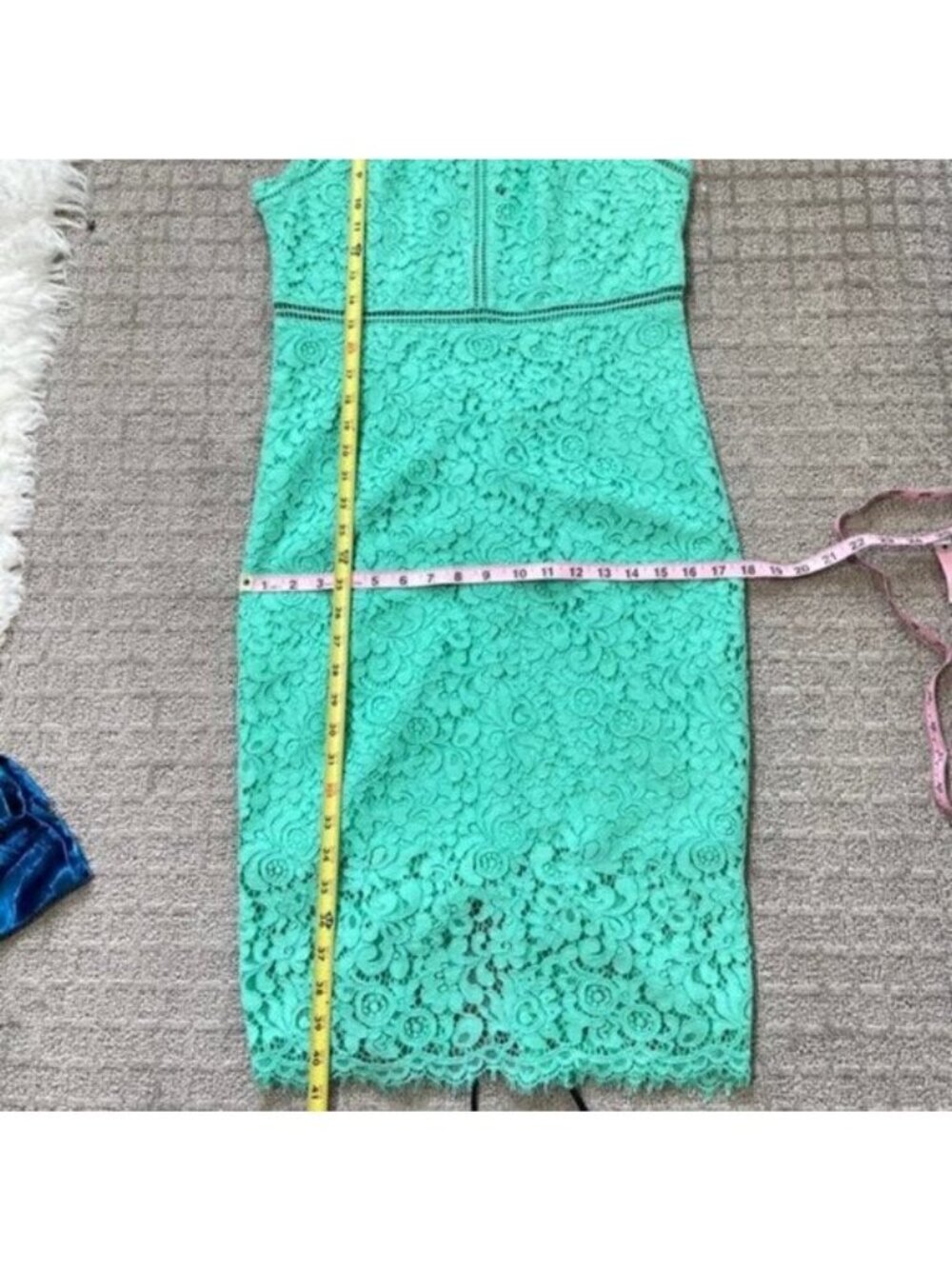 Nordstrom Bardot NWOT Lace Sheath Cocktail Dress Size Medium - Picture 4 of 12